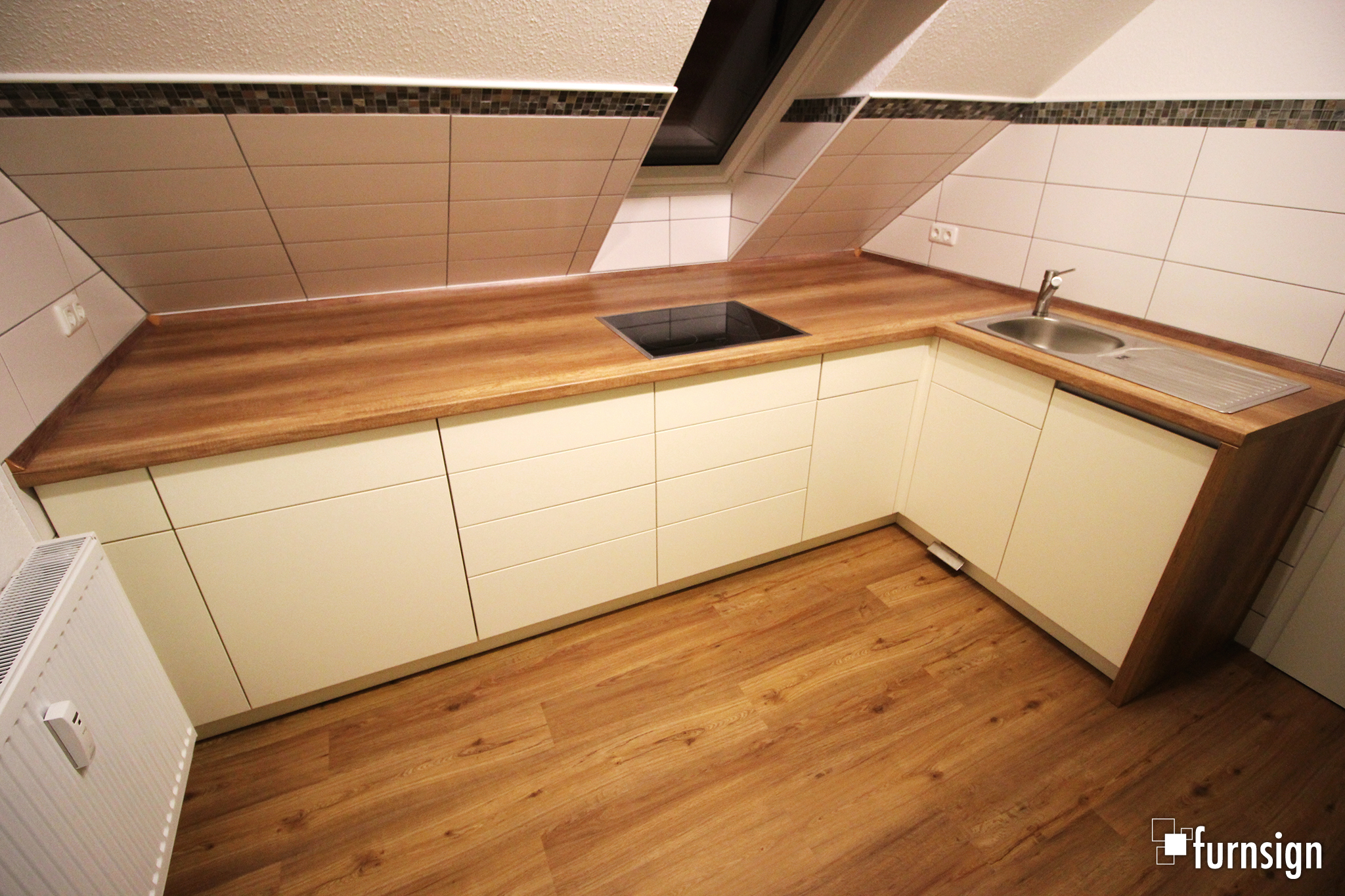 Kueche_Dachgeschosswohnung-02