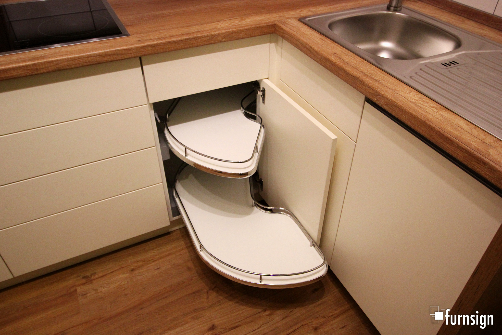 Kueche_Dachgeschosswohnung-07